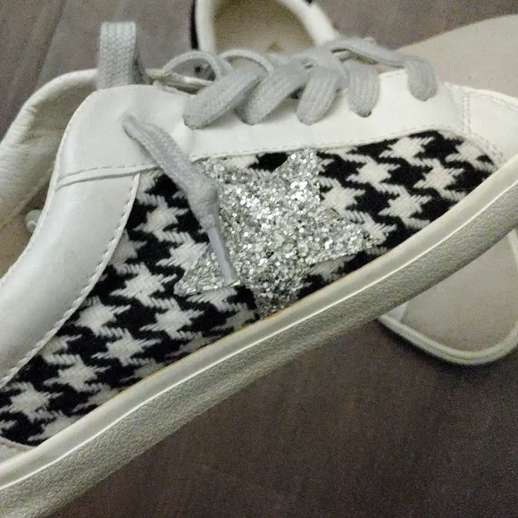 Vintage Havana "Blazing" Sneakers - Picture 4 of 14